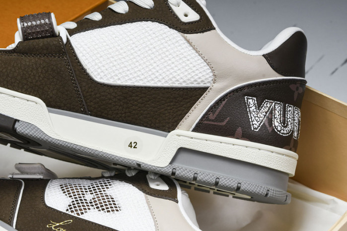 L&V SNEAKERS