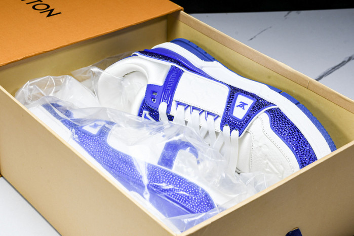 L&V SNEAKERS