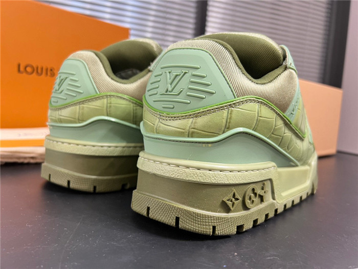 L&V SNEAKERS