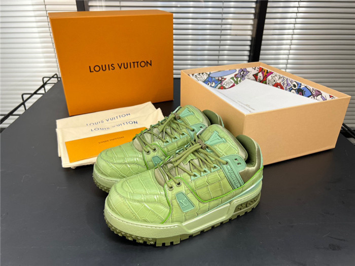 L&V SNEAKERS