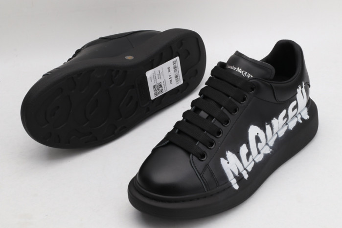 Alexander McQueen sneaker