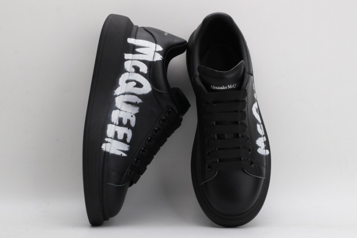 Alexander McQueen sneaker