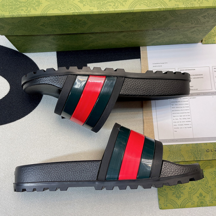 G DESIGNER SLIPPERS