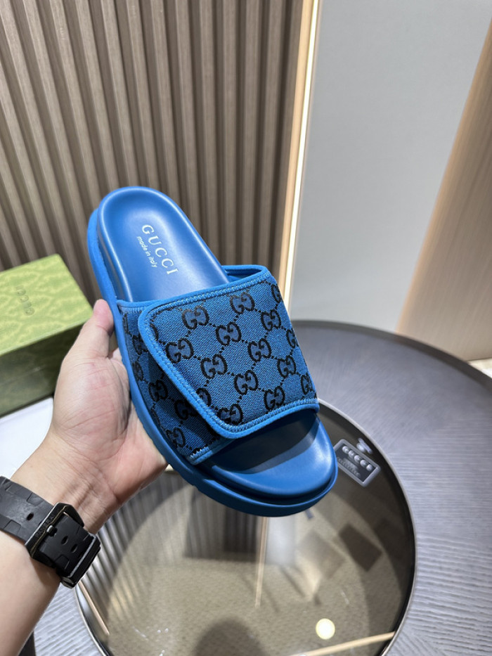 G DESIGNER SLIPPERS
