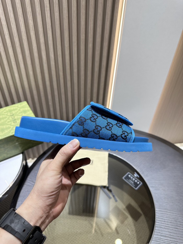 G DESIGNER SLIPPERS