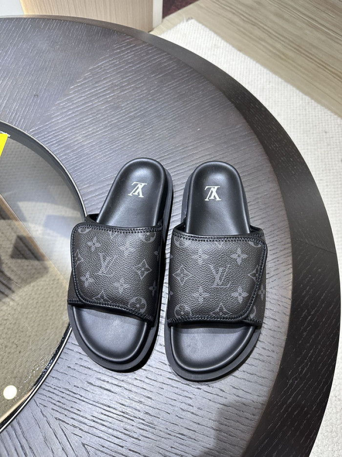 L&V SLIPPERS