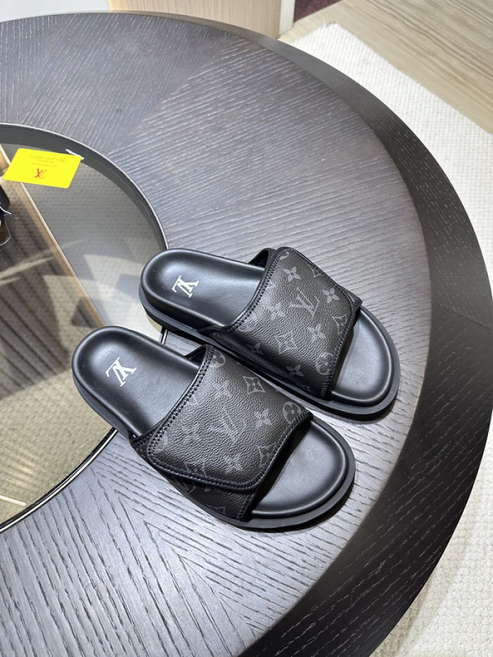 L&V SLIPPERS