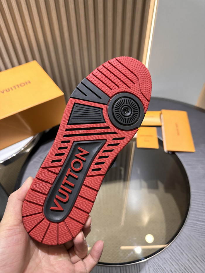 L&V SNEAKERS