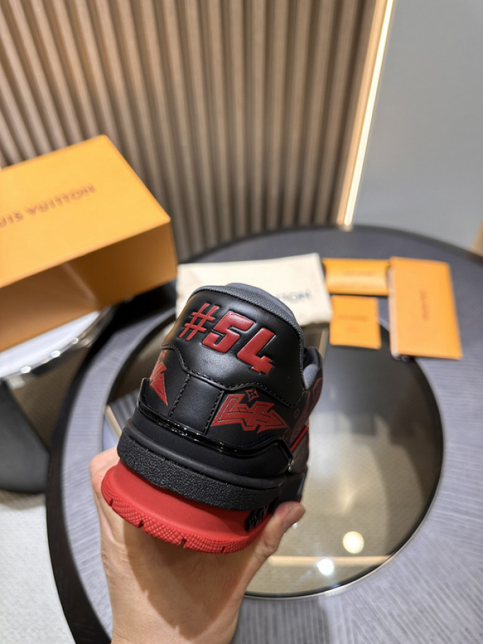L&V SNEAKERS
