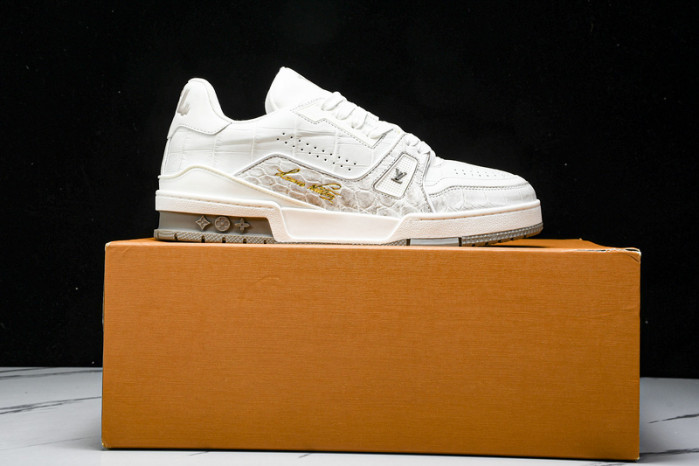 L&V SNEAKERS