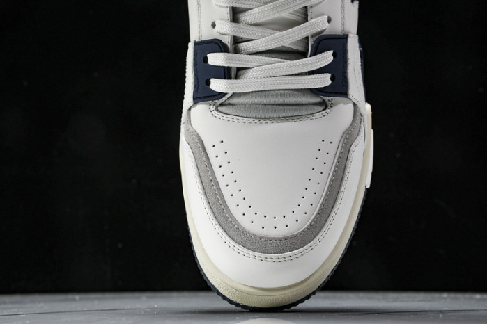 L&V SNEAKERS