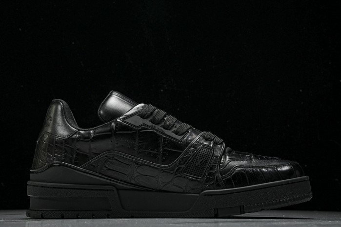 L&V SNEAKERS