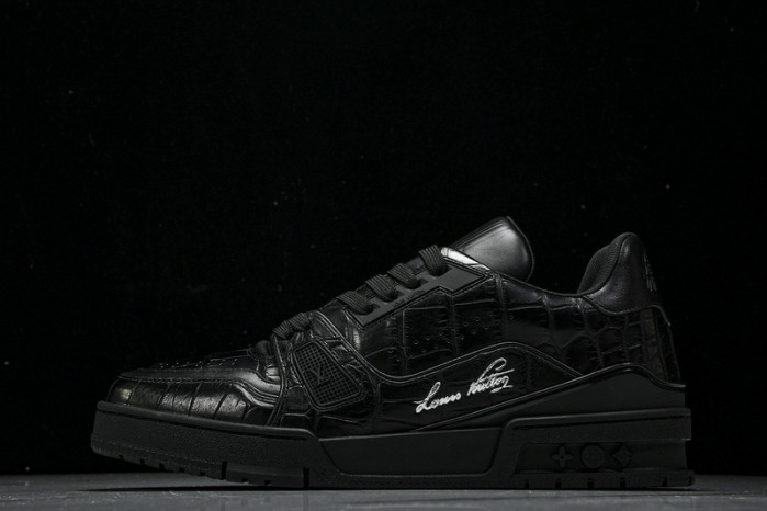L&V SNEAKERS