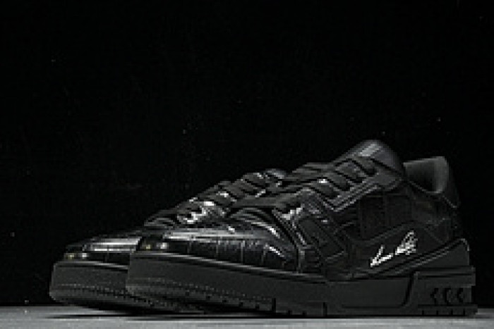 L&V SNEAKERS