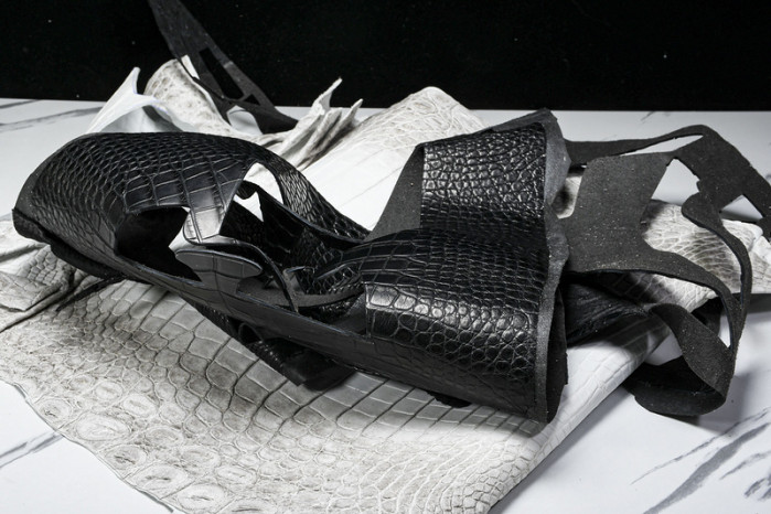 L&V SNEAKERS