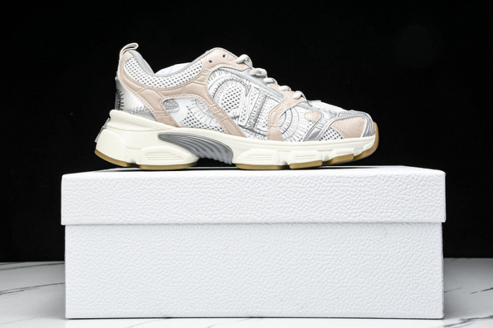 D designer sneaker