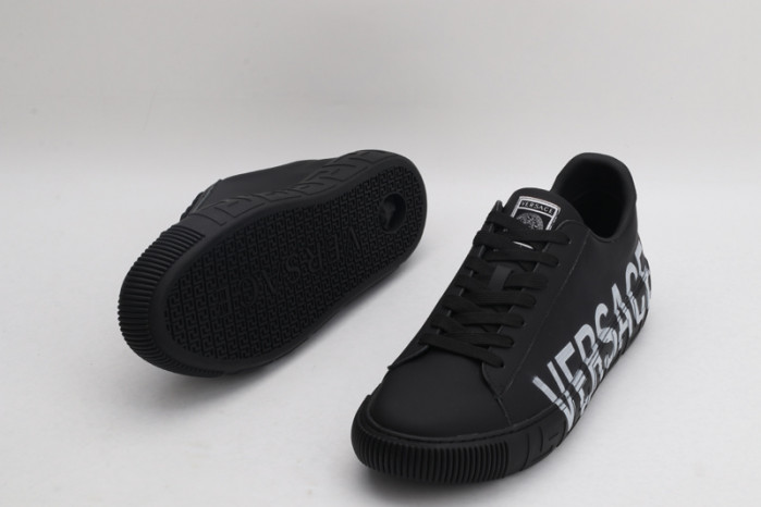 VER DESIGNER SNEAKERS