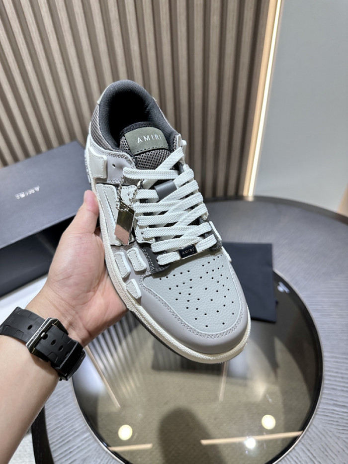 AM1R1 SNEAKERS