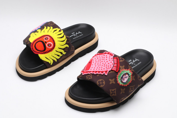 L&V SLIPPERS