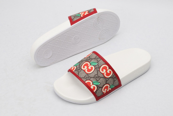G DESIGNER SLIPPERS