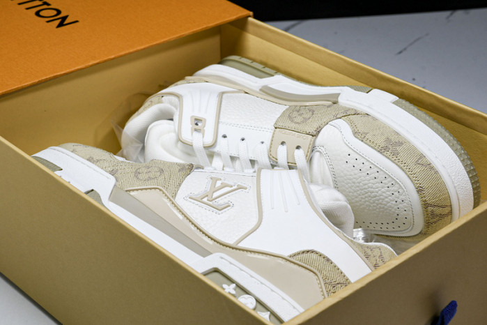 L&V SNEAKERS