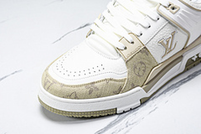 L&V SNEAKERS
