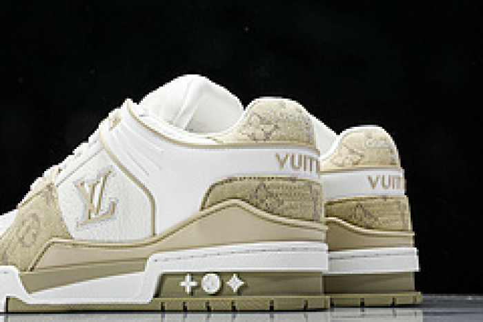 L&V SNEAKERS