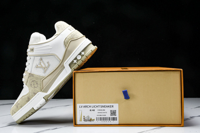 L&V SNEAKERS