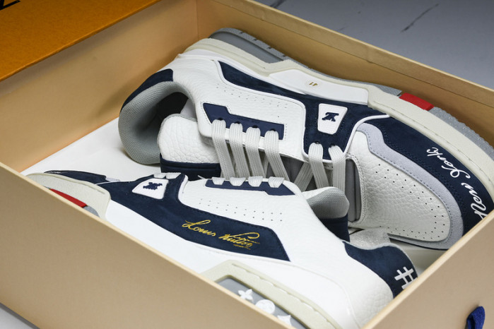 L&V SNEAKERS