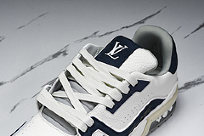 L&V SNEAKERS