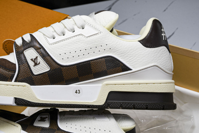 L&V SNEAKERS
