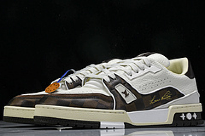 L&V SNEAKERS