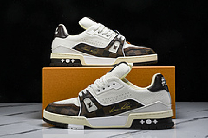 L&V SNEAKERS