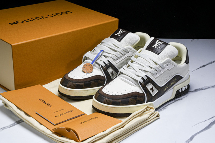 L&V SNEAKERS