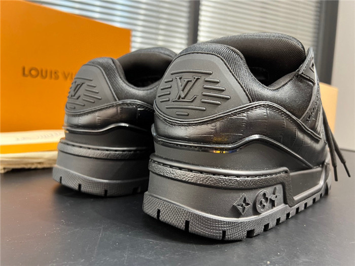 L&V SNEAKERS