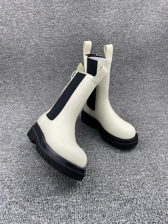 Bo*te*ga ve*ne*ta sneaker