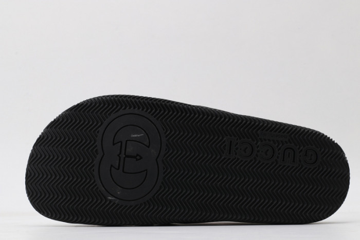 G DESIGNER SLIPPERS