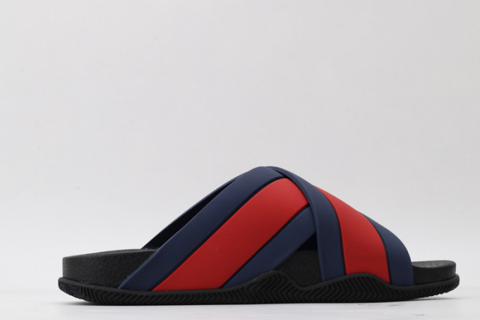 G DESIGNER SLIPPERS