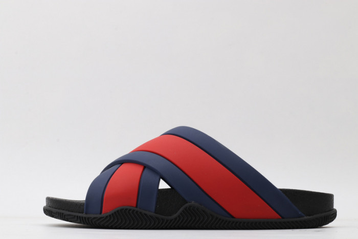 G DESIGNER SLIPPERS