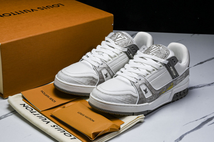 L&V SNEAKERS