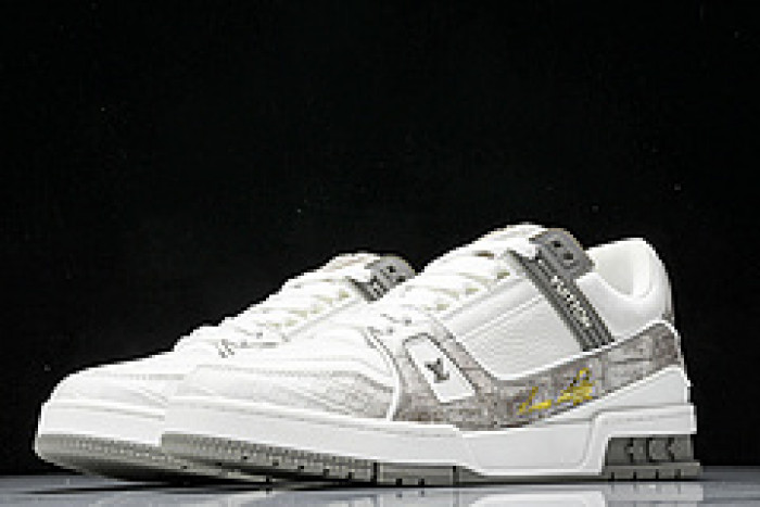 L&V SNEAKERS