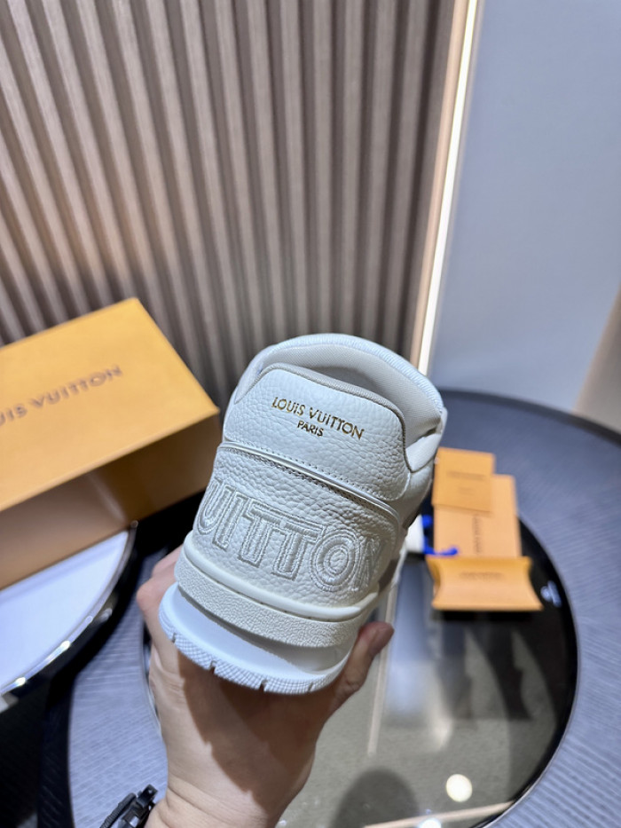 L&V SNEAKERS