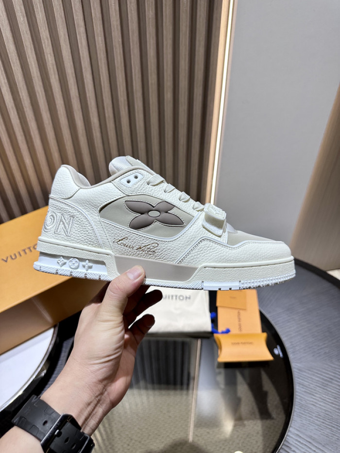L&V SNEAKERS