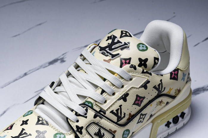 L&V SNEAKERS