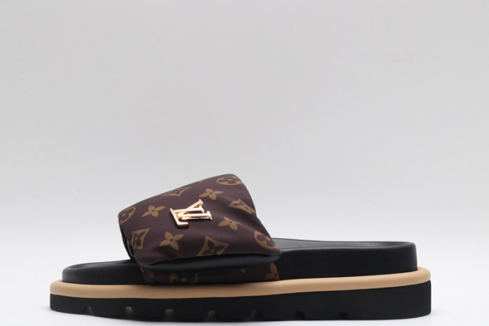 L&V SLIPPERS