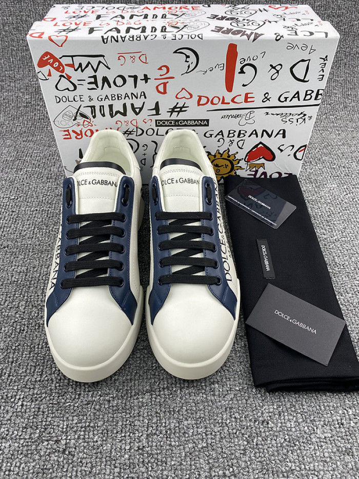 DG sneaker