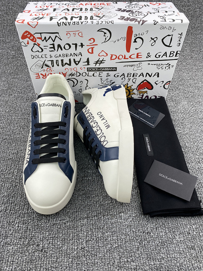 DG sneaker