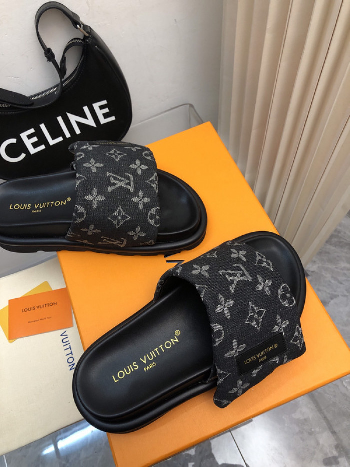 L&V SLIPPERS