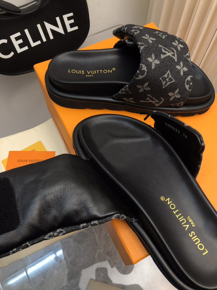 L&V SLIPPERS
