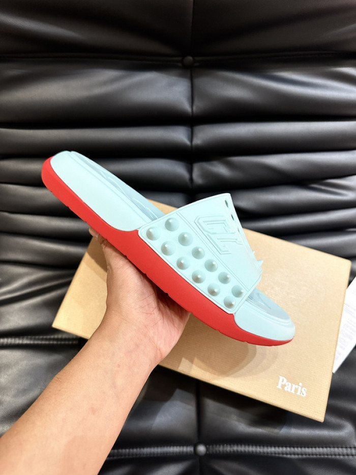 CL SLIPPERS